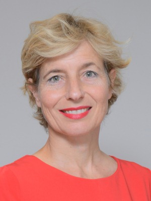 Portrait du Pr Caroline Robert