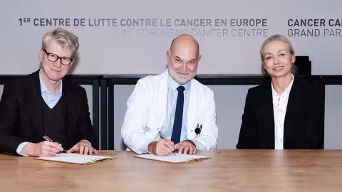 Phtographie signature des partenaires