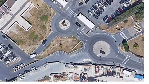 vue aérienne des rues en travaux